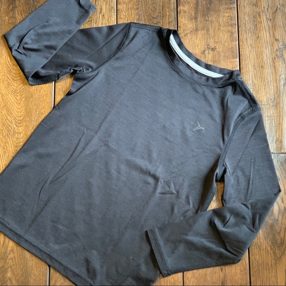 🧨2/$20🧨Old Navy Active Long-Sleeved Base Layer - Picture 1 of 10